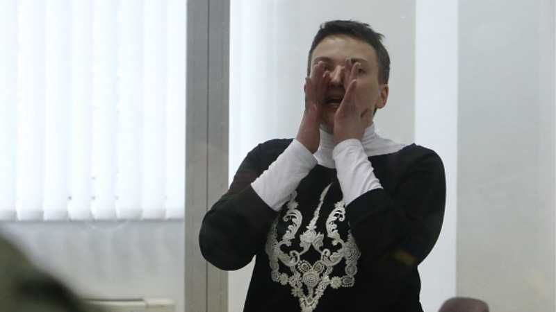 Савченко у СІЗО просить дозволити їй бачитись з помічниками – документ
