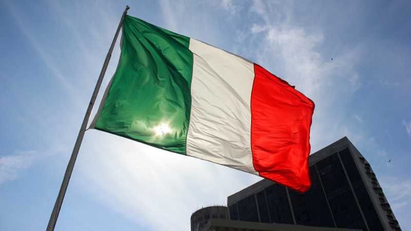 В Италии приняли резолюцию о снятии санкций с России