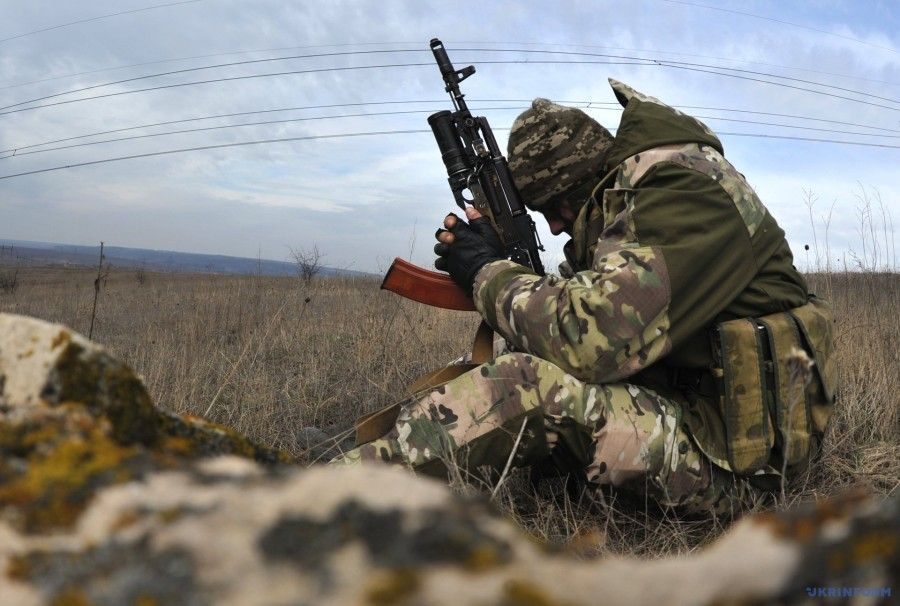 На Донбассе боевики вновь обстреляли украинские позиции: пострадавших нет