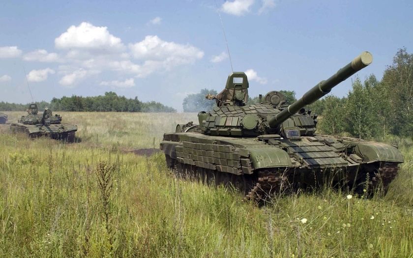 Окупанти змінили підхід у танкових обстрілах на Донбасі: деталі Окупанти змінили підхід у танкових обстрілах на Донбасі: деталі