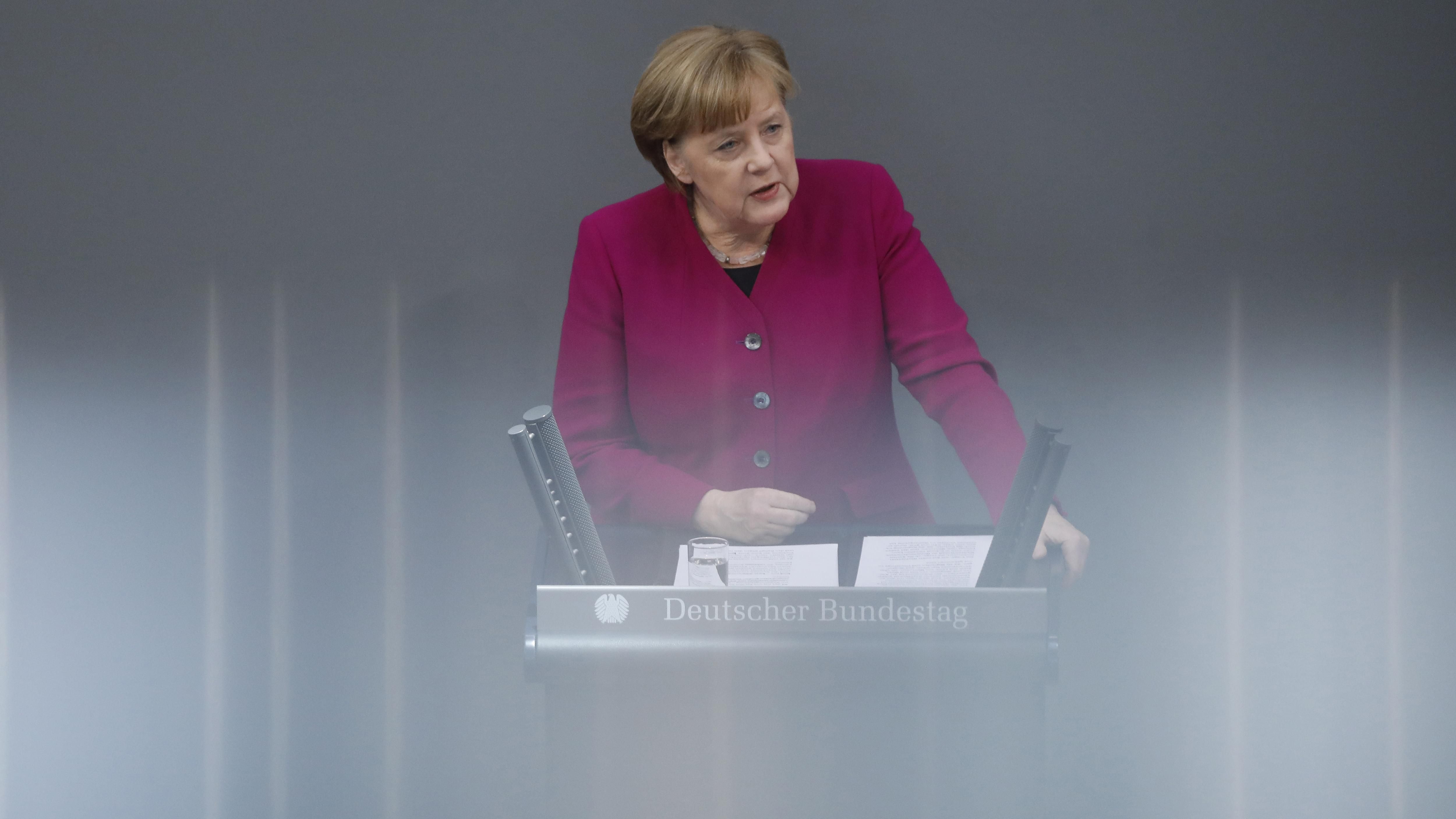 Участь Німеччини у можливій атаці по Сирії: Меркель зробила важливу заяву 