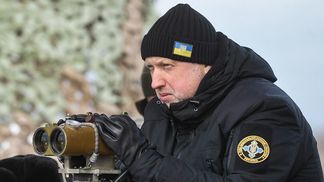 Як Росія зміцнила свою військову присутність у Криму: заява Турчинова 