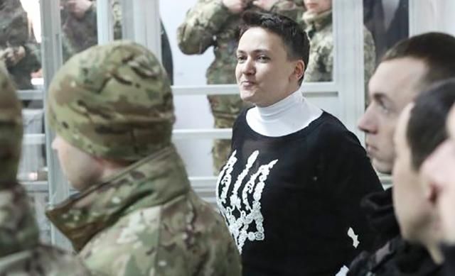 Савченко приостанавливает голодовку Савченко приостанавливает голодовку