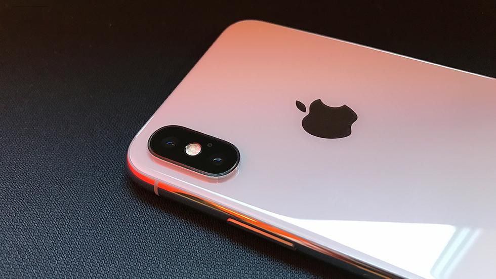 Слухи: вскоре могут представить iPhone X в золотом цвете
