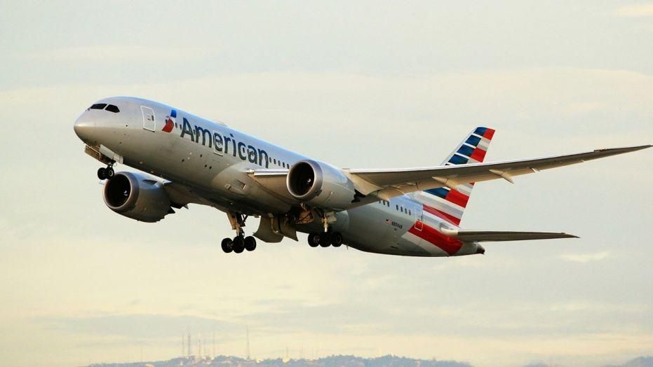 American Airlines змінила маршрути трьох рейсів через Росію