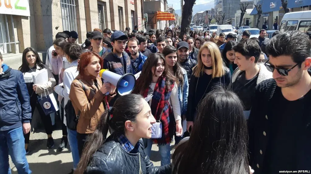 Вірменія, протести, Ванадзорі , Єреван, Саргсян 