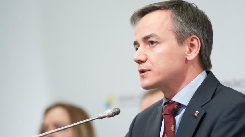 Як санкції проти Росії вплинуть на економіку України: пояснення політолога Як санкції проти Росії вплинуть на економіку України: пояснення політолога