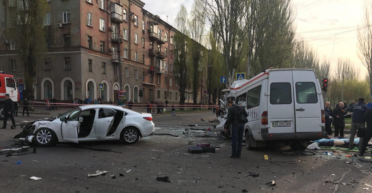 ДТП Кривий Ріг: відео з місця ДТП 17.04.18 ДТП Кривий Ріг: відео з місця ДТП 17.04.18