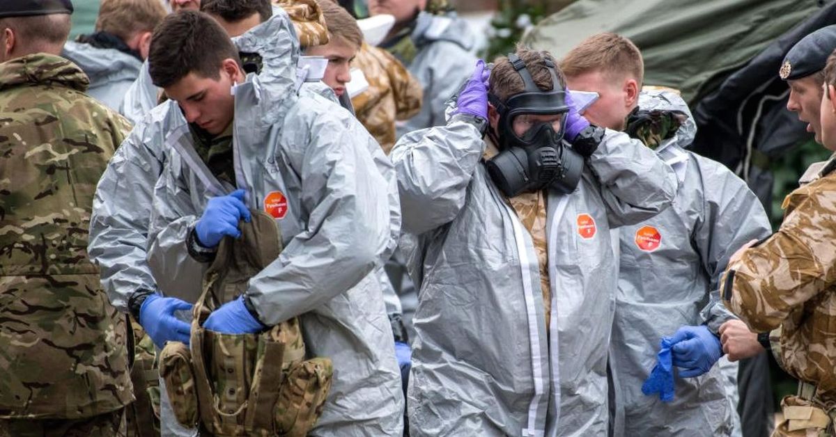 Інспектори продовжують чекати на дозвіл відвідати місця хіматаки у Сирії Інспектори продовжують чекати на дозвіл відвідати місця хіматаки у Сирії