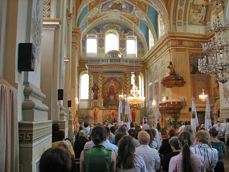 Парламент должен решить судьбу украинской поместной церкви