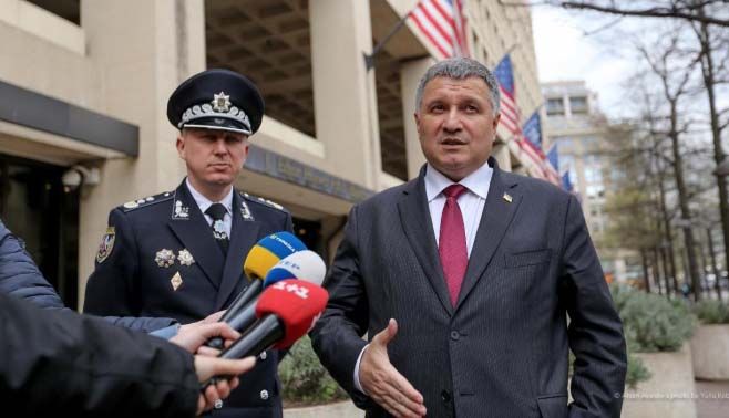 Сотрудничество МВД Украины с ФБР США: Аваков подписал важный документ