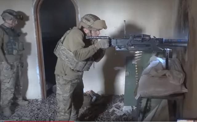 "Азов" показав відео зі своїми гарячими боями на Донбасі "Азов" показав відео зі своїми гарячими боями на Донбасі