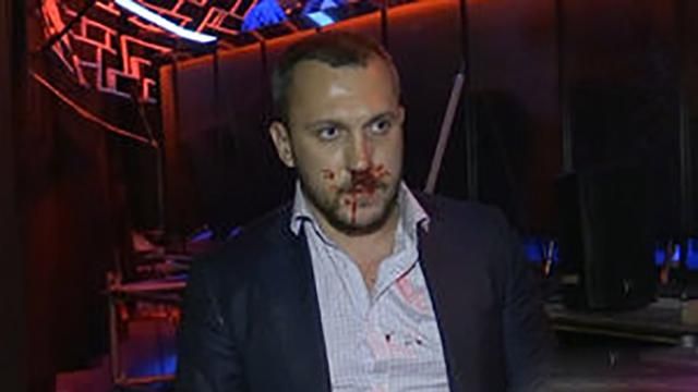 Два народні депутати побилися після ефіру на одному з каналів: фото та відео Два народні депутати побилися після ефіру на одному з каналів: фото та відео