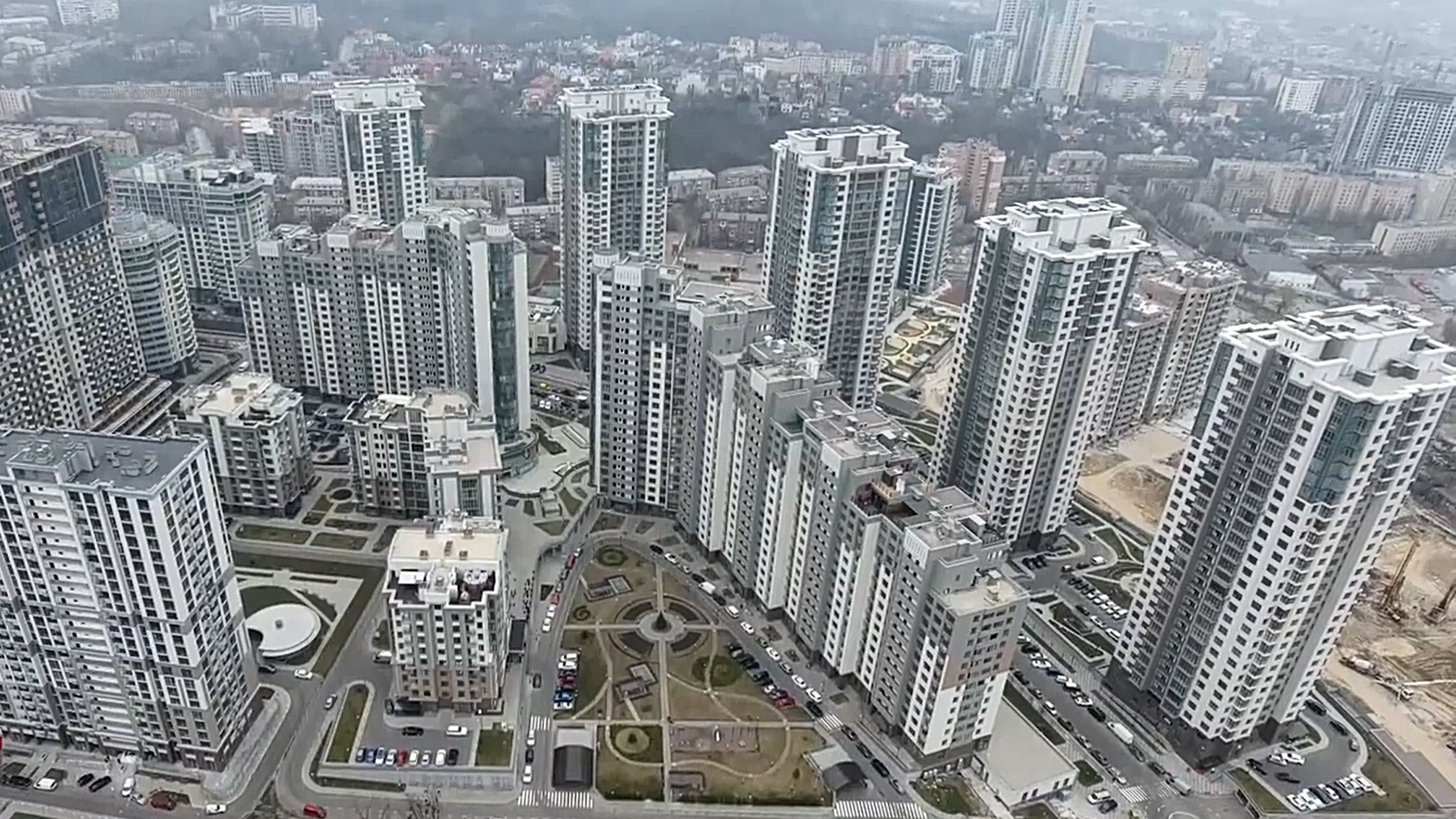 Тесть маріупольського слідчого скупив елітну нерухомість у центрі Києва
