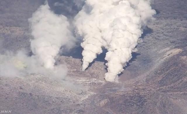 В Японії прокинувся вулкан: виверження зняли на фото В Японії прокинувся вулкан: виверження зняли на фото