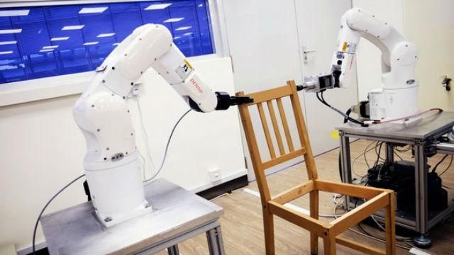 Робота навчили складати меблі IKEA – робить це краще за людей: відео Робота навчили складати меблі IKEA – робить це краще за людей: відео