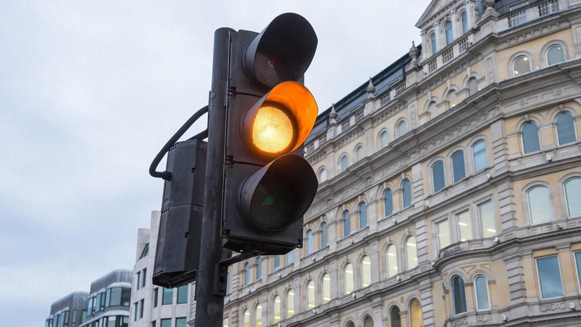 Скасування жовтого сигналу світлофора: у Мінінфраструктури розставили усі крапки над "і"  