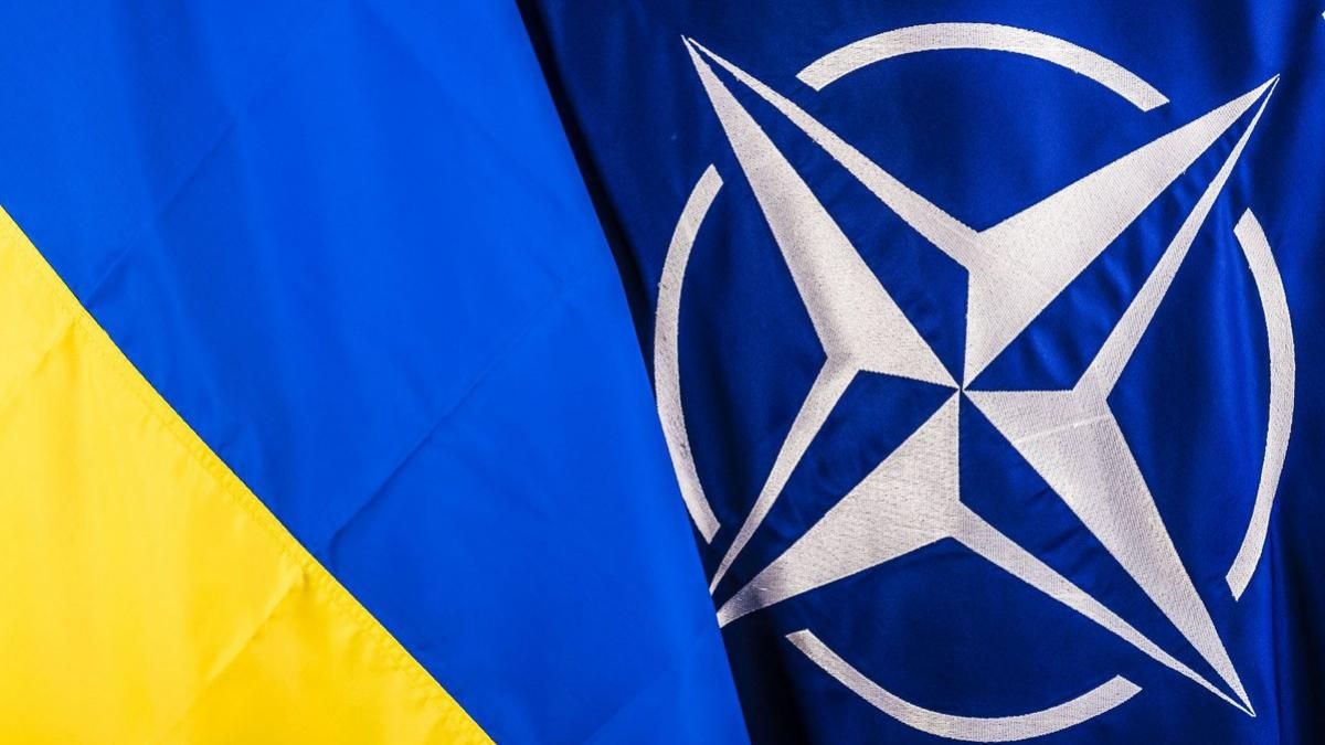 Венгрия блокирует Украину в НАТО: заседание комиссии не будет из-за вето Будапешта