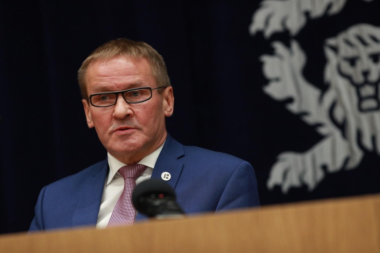 В Эстонии министр подал в отставку после того, как управлял автомобилем в нетрезвом состоянии