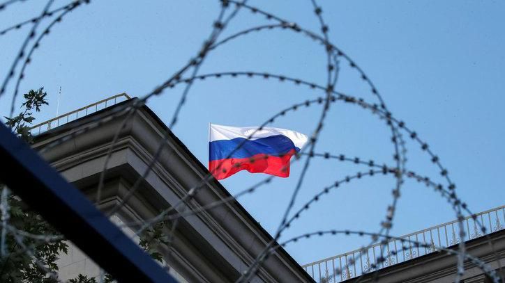 Сейчас Россия уязвима как никогда – экономист о действии санкций США