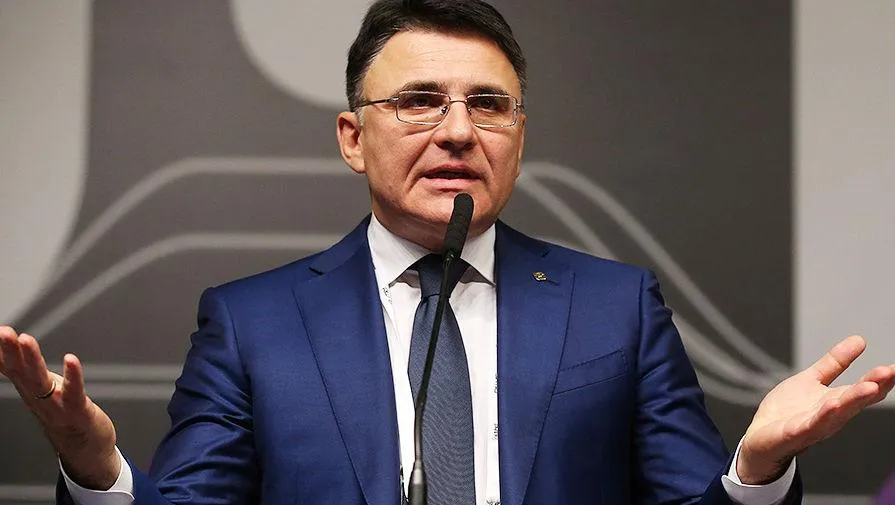 Александр Жаров Александр Жаров