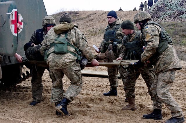 Проросійські бойовики застосували заборонену зброю: серед українських військових є поранені