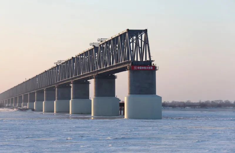 Свою частину мосту через Амур збудував поки лише Китай, Росія зводить його досі
