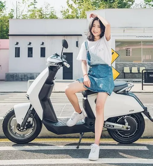 Електроскутер Super Soco CU Electric Smart Електроскутер Super Soco CU Electric Smart