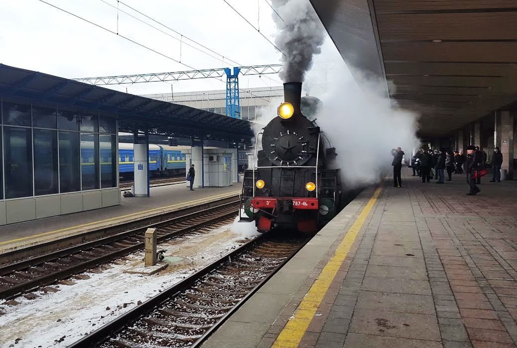 Укрзалізниця запускає ретро-потяг на травневі свята