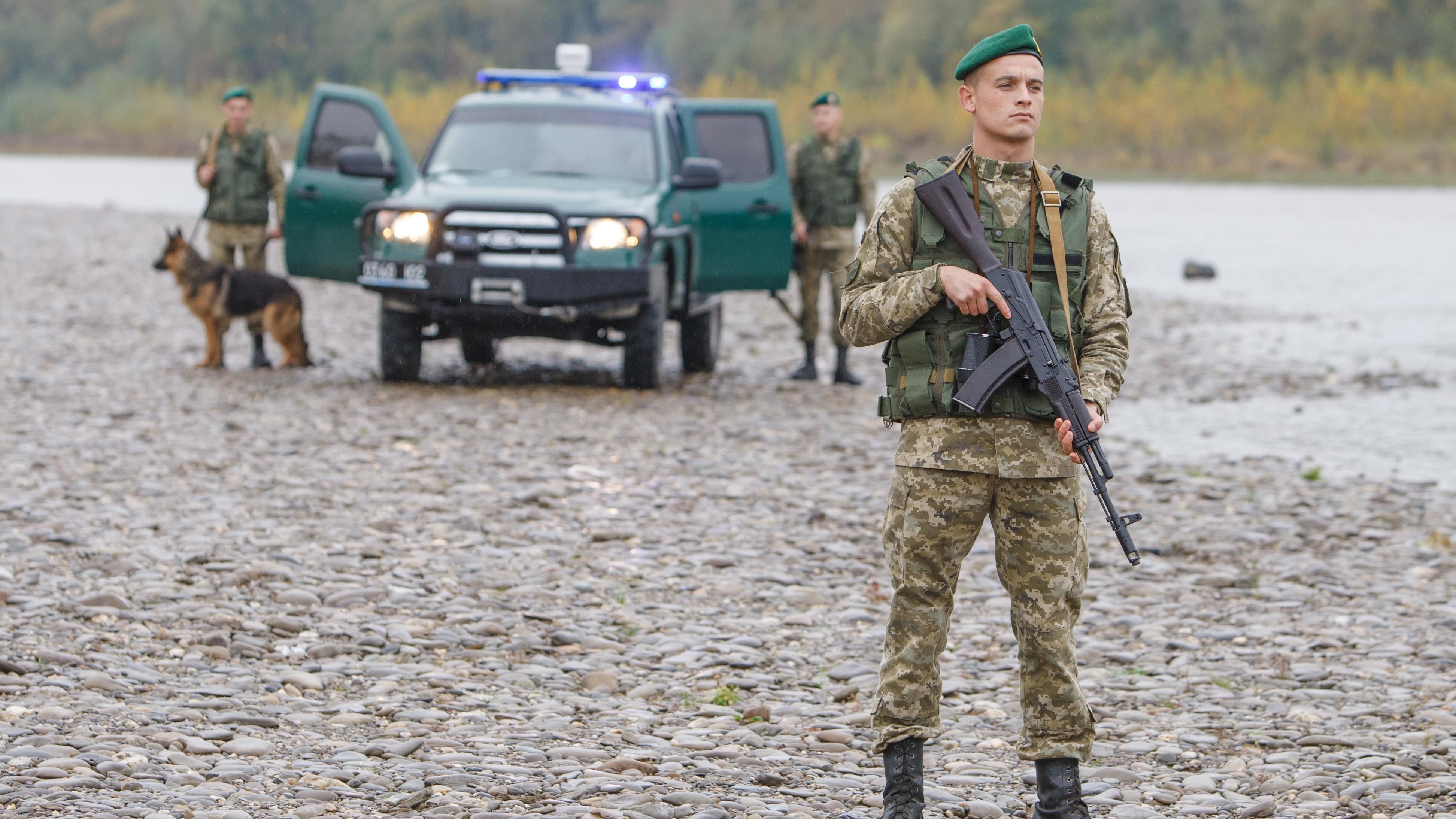 Порошенко подписал закон относительно работы Госпогранслужбы Порошенко подписал закон относительно работы Госпогранслужбы