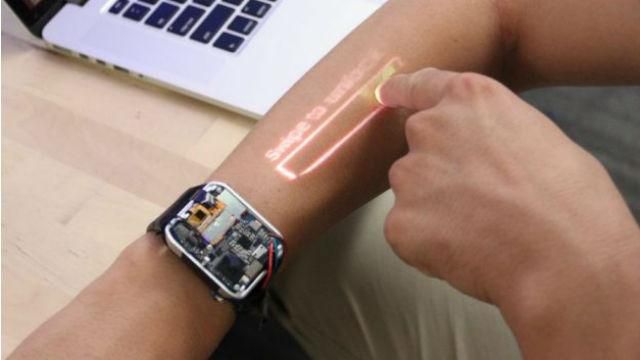 Выглядит фантастически: разработали смарт-часы с проектором - фото и видео Выглядит фантастически: разработали смарт-часы с проектором - фото и видео