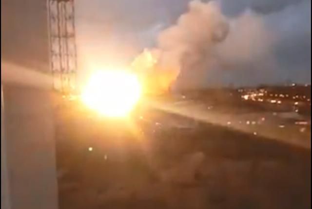 В России вспыхнул пожар на авиазаводе "Рубин": слышны взрывы В России вспыхнул пожар на авиазаводе "Рубин": слышны взрывы