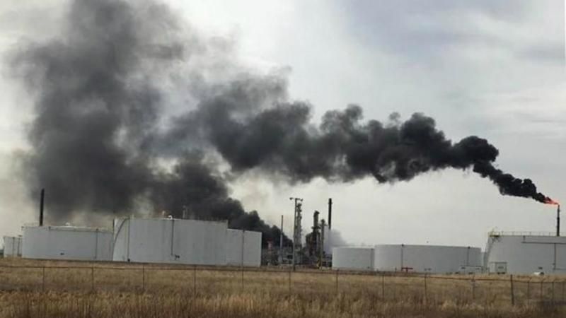 В США взорвался нефтеперерабатывающий завод: 20 пострадавших