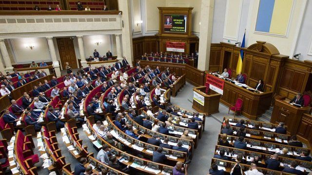 Журналисты сравнили состояния депутатов и антикоррупционеров: интересная инфографка Журналисты сравнили состояния депутатов и антикоррупционеров: интересная инфографка