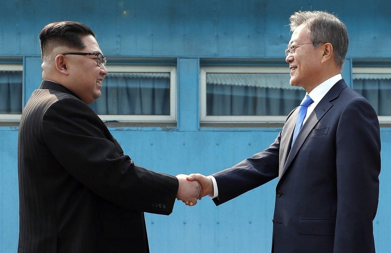 Політолог розповів, що приховує мирна угода між Північною і Південною Кореями