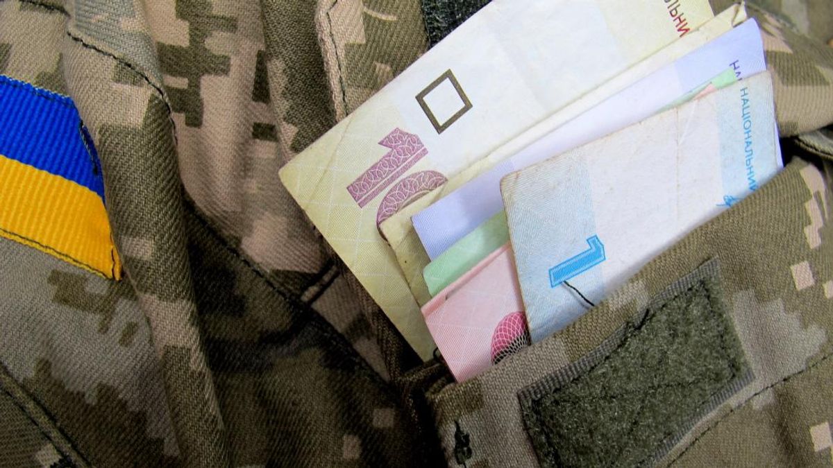 Коли звільнені з полону українці отримають свої 100 тисяч гривень компенсації Коли звільнені з полону українці отримають свої 100 тисяч гривень компенсації
