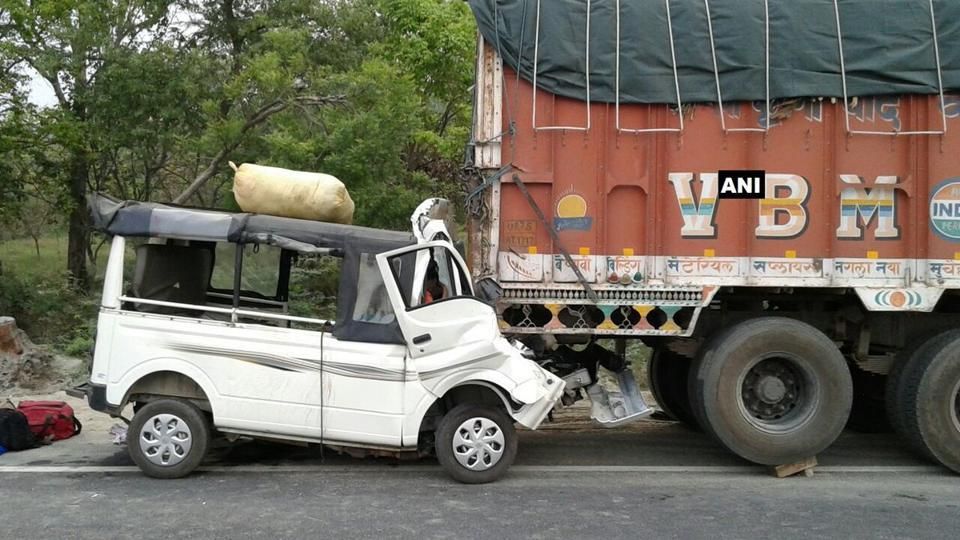 Кровавое ДТП в Индии: погибли 9 человек Кровавое ДТП в Индии: погибли 9 человек