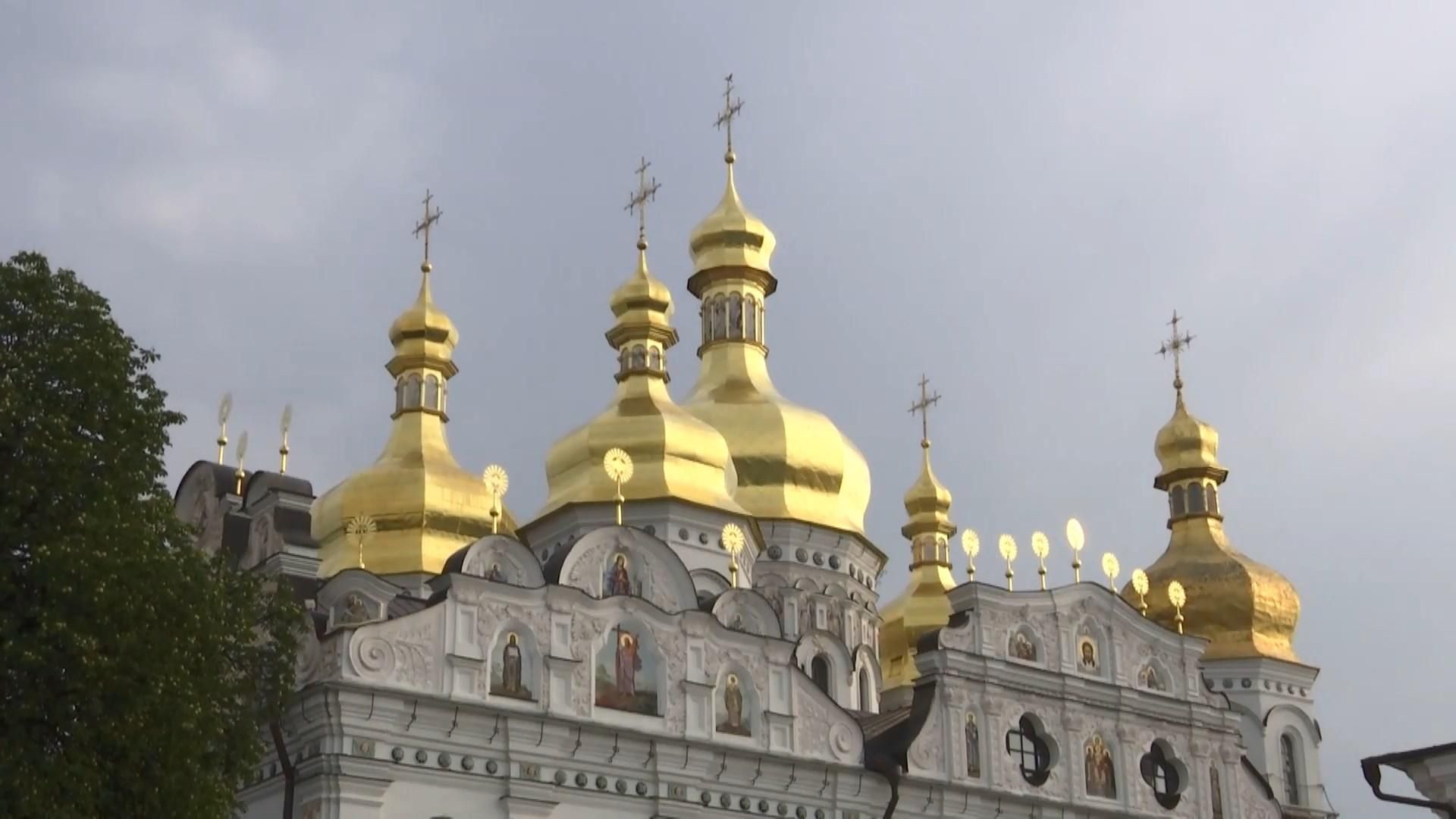 Война церквей: в храмах Московского патриархата раздают обращение к патриарху Варфоломею