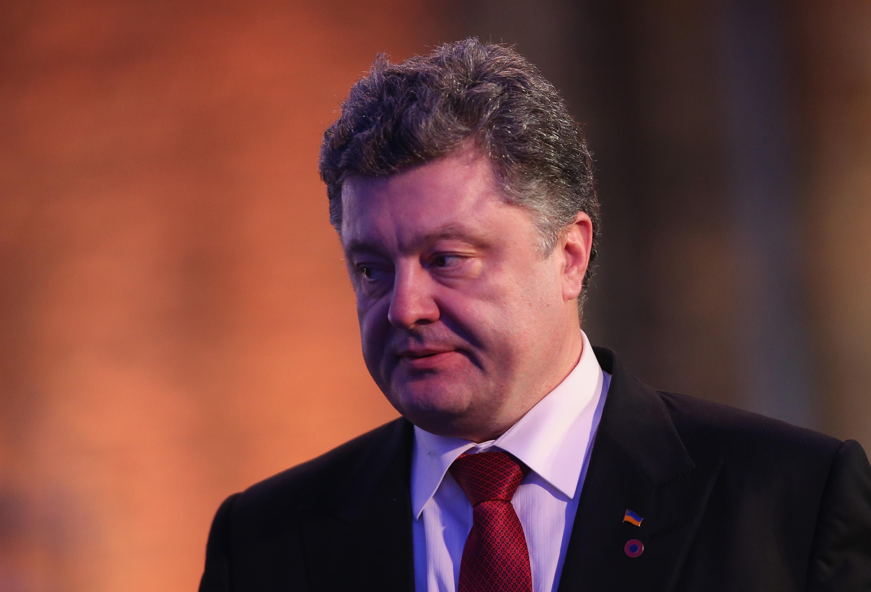 За застрявших в Египте украинцев взялся Порошенко
