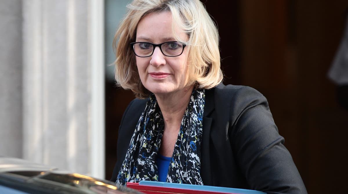 В Великобритании ушла в отставку министр внутренних дел В Великобритании ушла в отставку министр внутренних дел