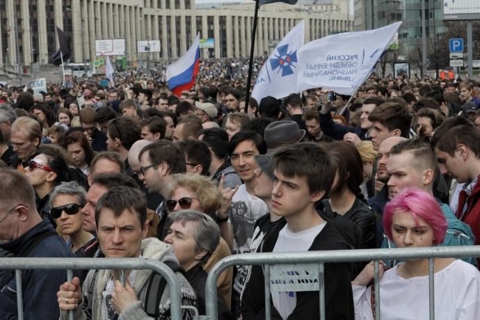 "Геть царя": хто прийшов на мітинг проти заборони Telegram в Росії