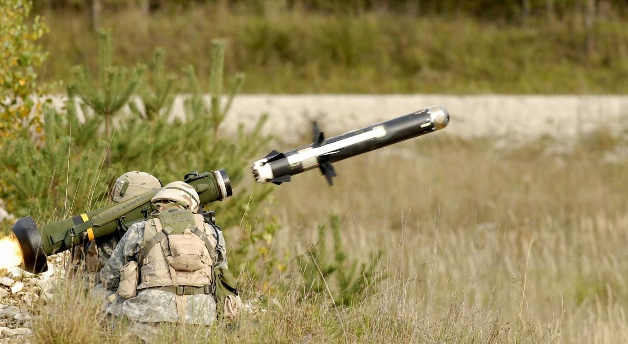 "Відповідь буде": У Росії грізно відреагували на поставку "Джавелінів" в Україну "Відповідь буде": У Росії грізно відреагували на поставку "Джавелінів" в Україну