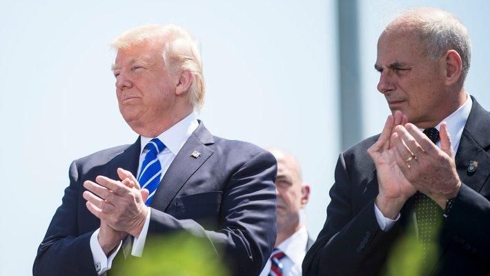 Глава апарату Білого дому заперечує те, що назвав Трампа "ідіотом" Глава апарату Білого дому заперечує те, що назвав Трампа "ідіотом"