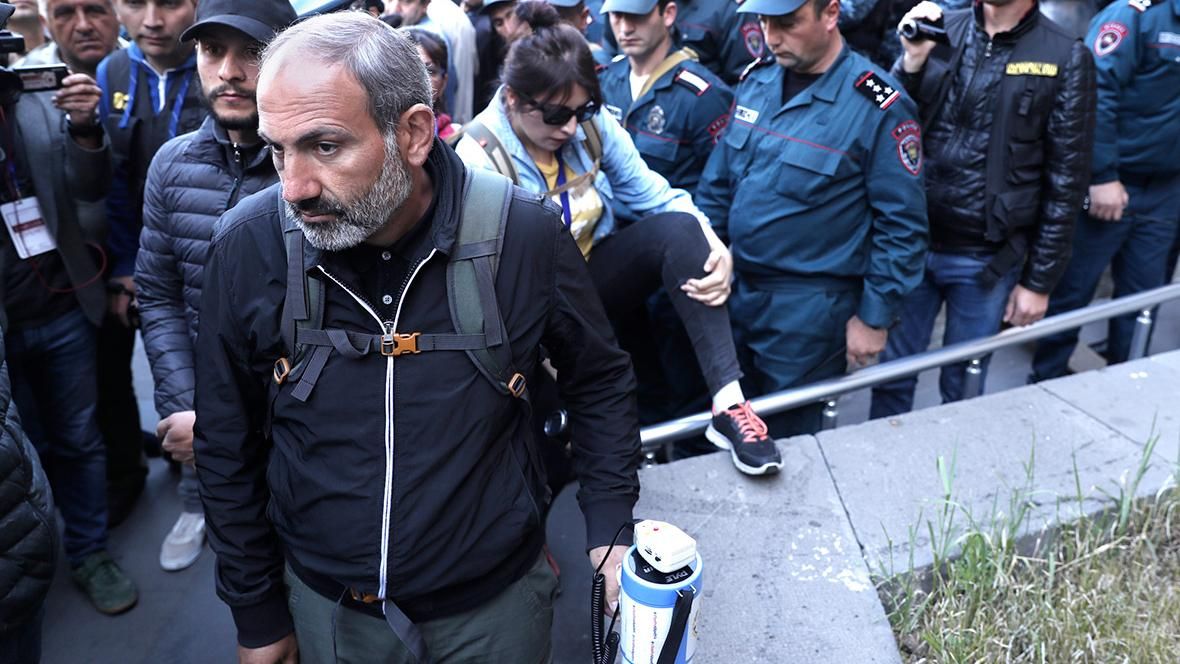 Пашинян получит еще один шанс побороться за пост премьер-министра Армении Пашинян получит еще один шанс побороться за пост премьер-министра Армении