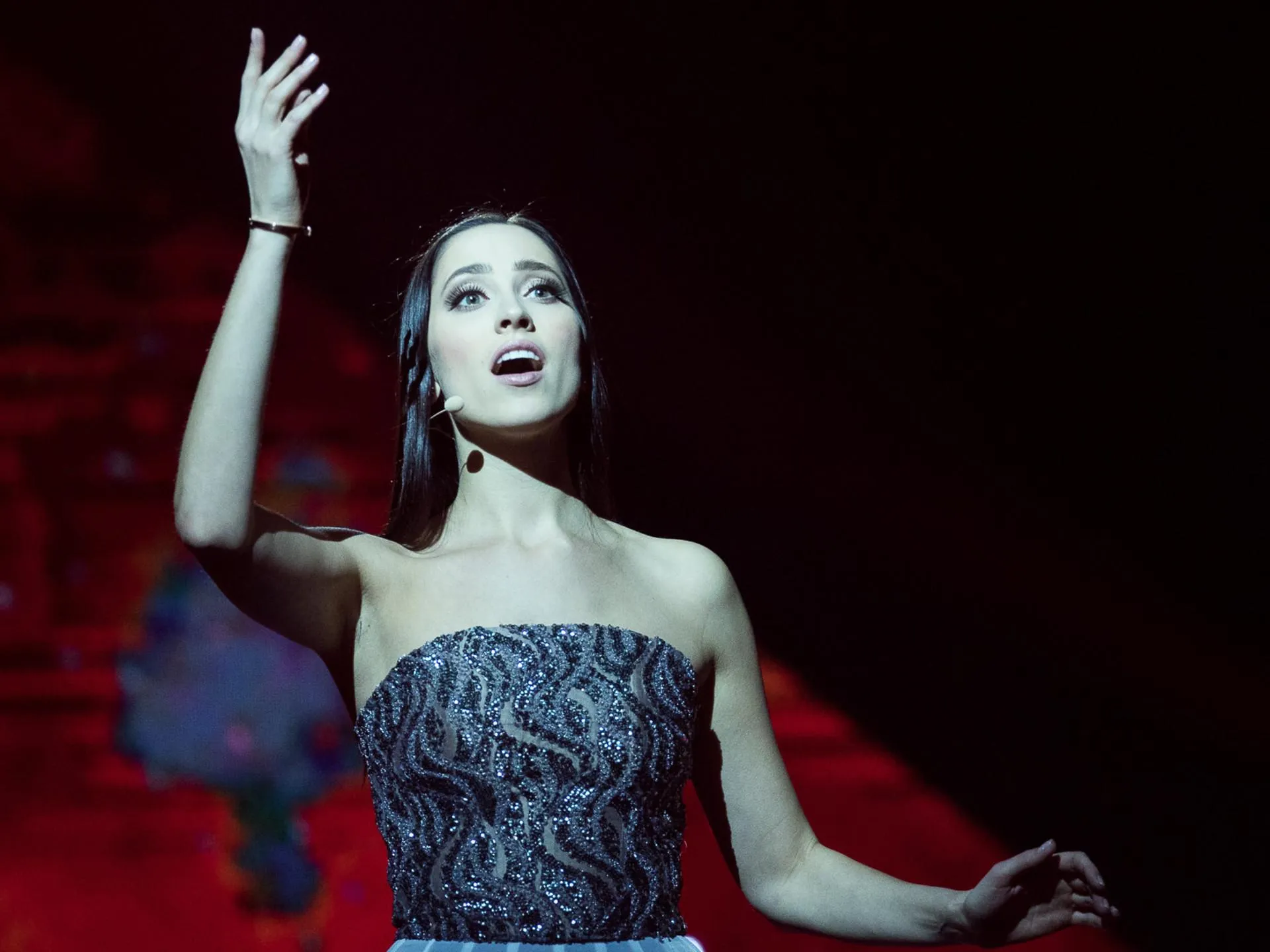 Еліна Нечаєва на Євробаченні 2018 від Естонії Еліна Нечаєва на Євробаченні 2018 від Естонії