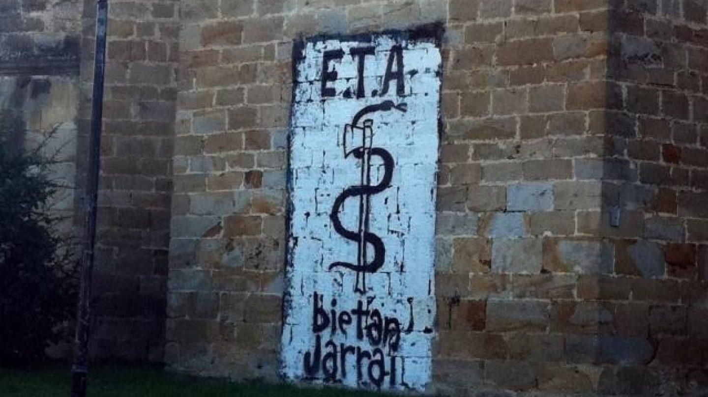 Старейшая террористическая группировка Европы ЭТА официально заявила о самороспуске Старейшая террористическая группировка Европы ЭТА официально заявила о самороспуске