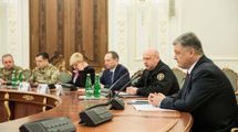 Кто попадет в черный список украинских санкций против РФ
