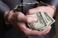 Сколько украинцев терпимы к коррупции топ-чиновников: социологический опрос
