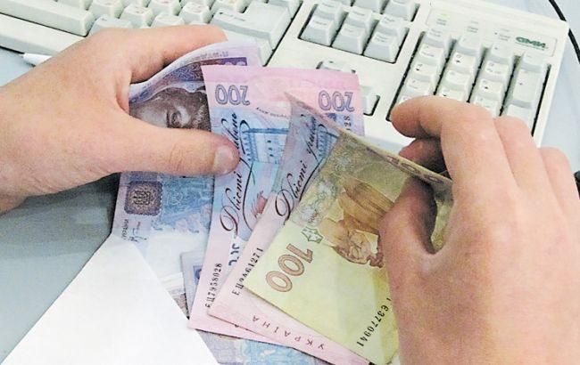 Українці почали більше заробляти: наскільки зросла середня зарплата Українці почали більше заробляти: наскільки зросла середня зарплата