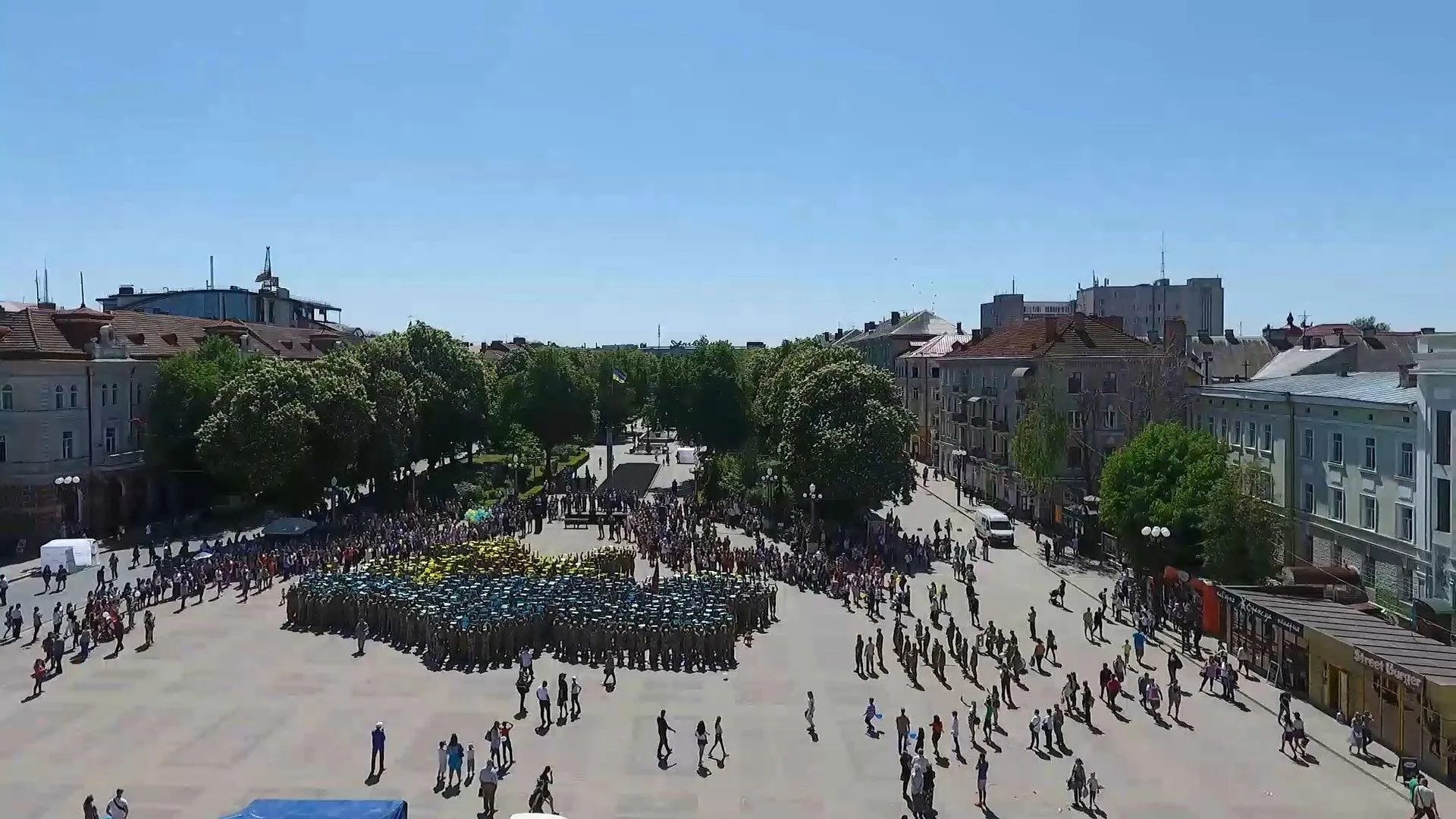 Флешмоб 44 окремої артилерійської бригади Флешмоб 44 окремої артилерійської бригади